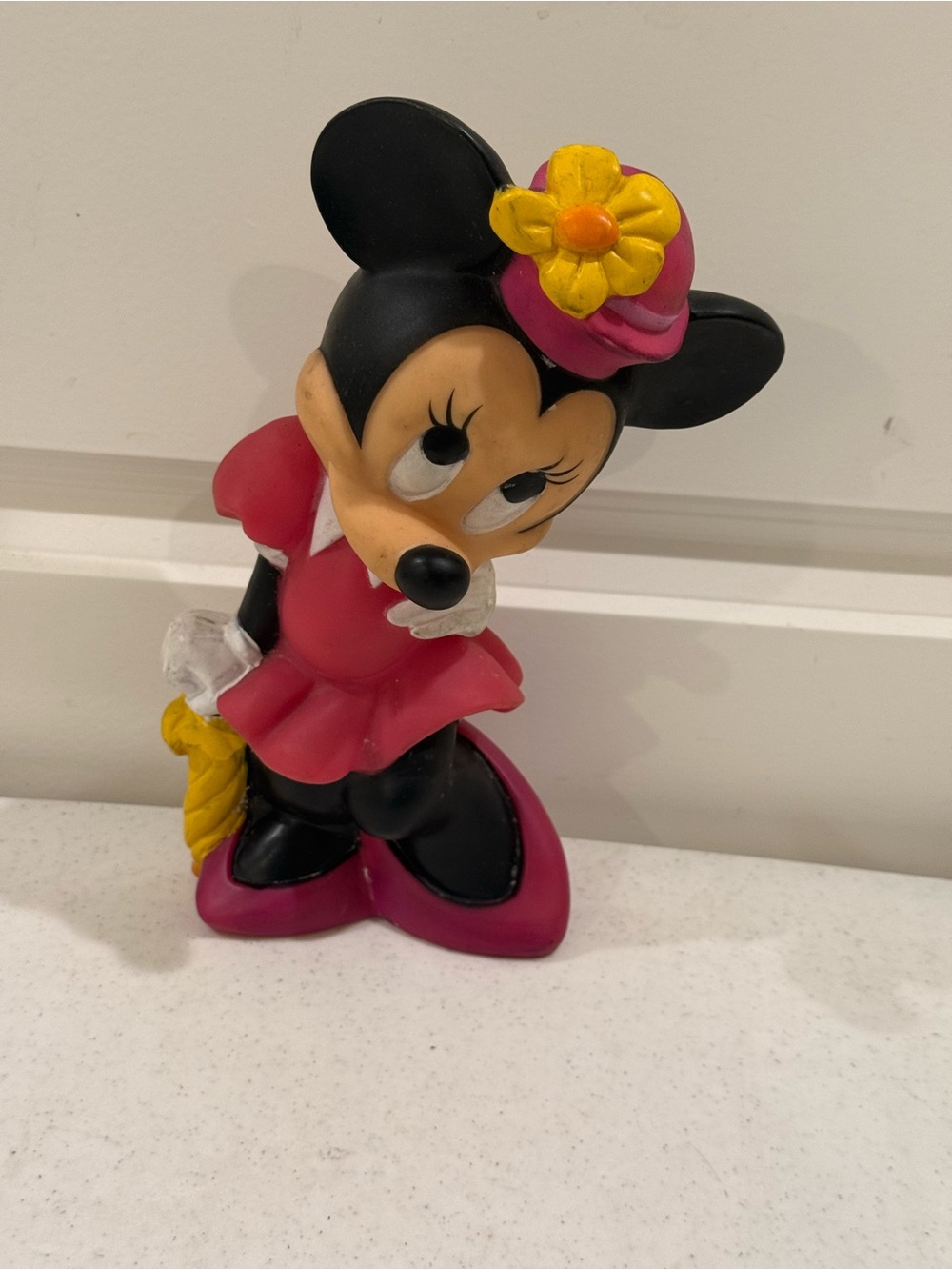 Vintage Disney Minnie Mouse Plastic Coin Bank ~ PREOWNED
